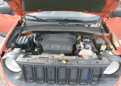 2018 Jeep Renegade Upland Edition 4X4 z USA, uszkodzony, nr VIN ZACCJBABXJPH53701